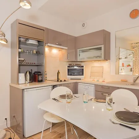 Marais Apartment *